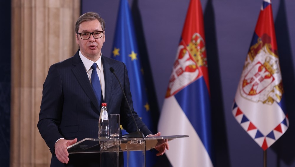 Vucic publikon nente shtetet qe kane terhequr njohjen e Kosoves